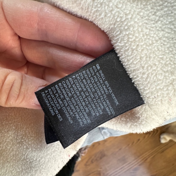 LIGHT GREY NORTH FACE 550 YOUTH  puffer COAT - Picture 9 of 13